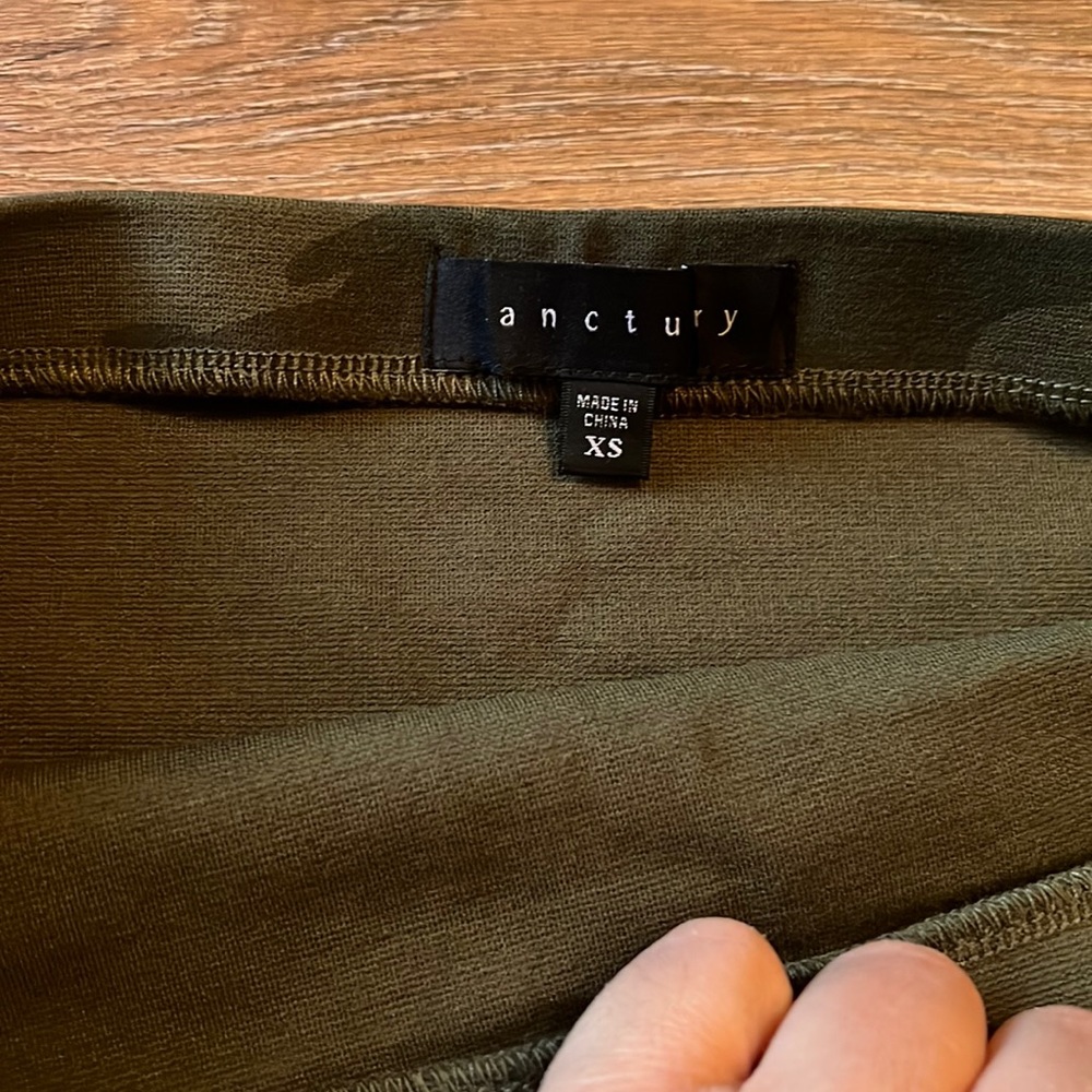 sanctuary camo pencil skirt size xs - Picture 2 of 2